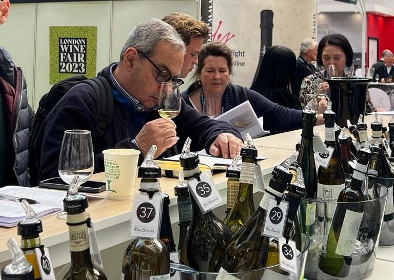 Stand de la D.O. Rías Baixas en la London Wine Fair.